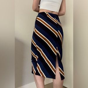 Boohoo Skirt - silk pencil skirt - size 6 - midi skirt